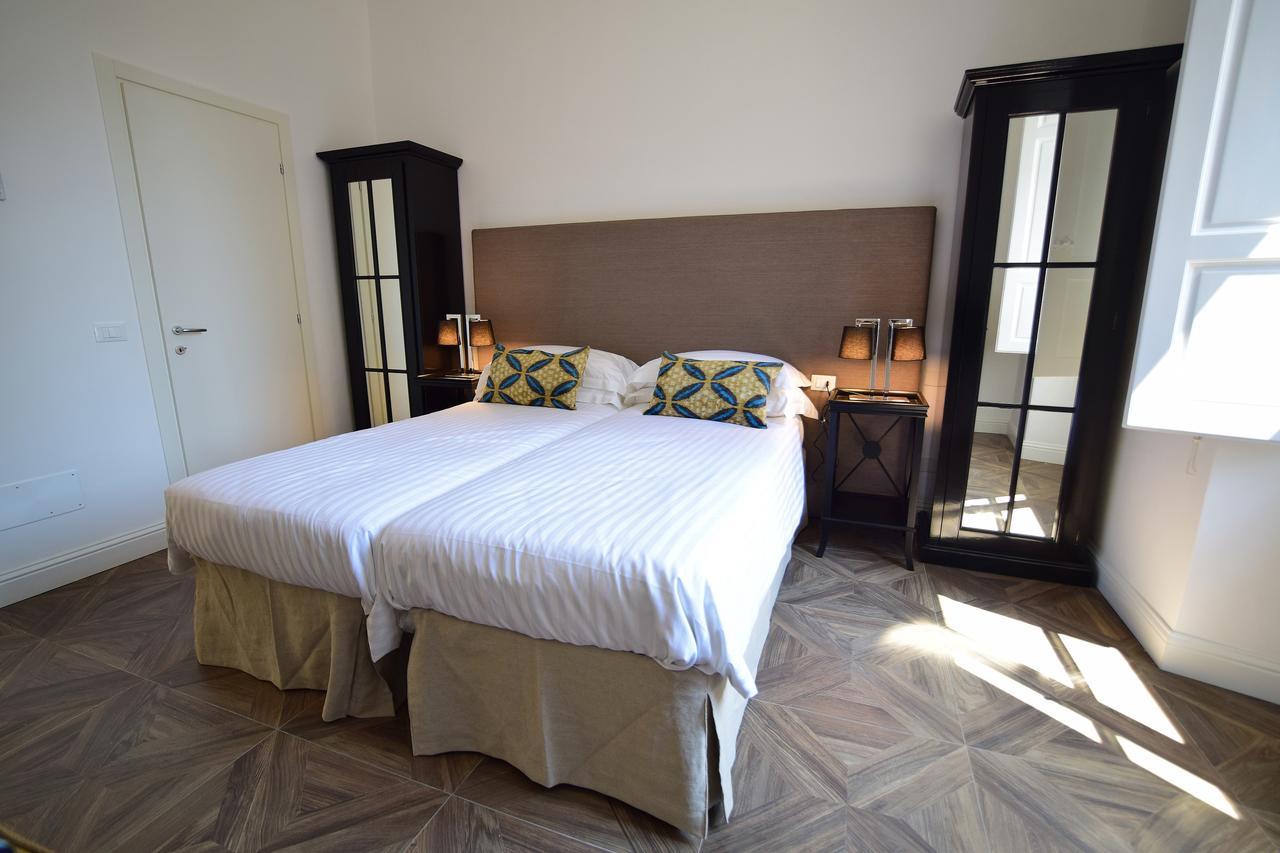 Kf Deluxe B&B ฟลอเรนซ์ ภายนอก รูปภาพ