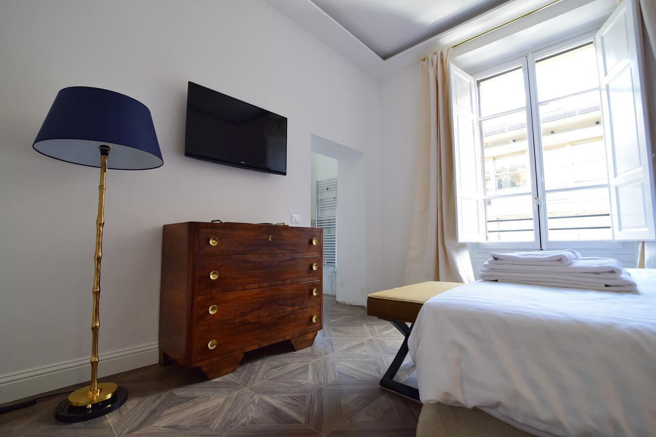 Kf Deluxe B&B ฟลอเรนซ์ ภายนอก รูปภาพ